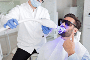 Tartar buildup on teeth before and after professional cleaning